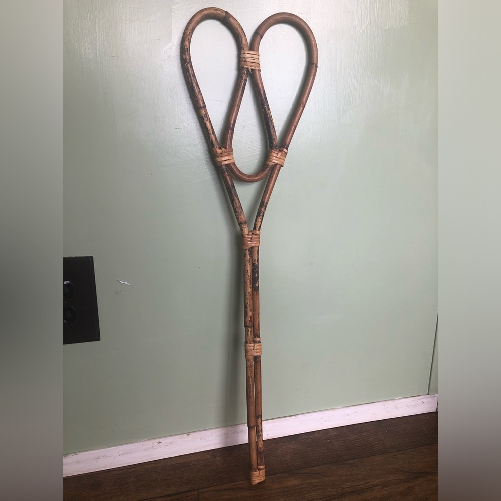 vtg woven rug beater wicker cane home decor farm house primitive carpet Heart